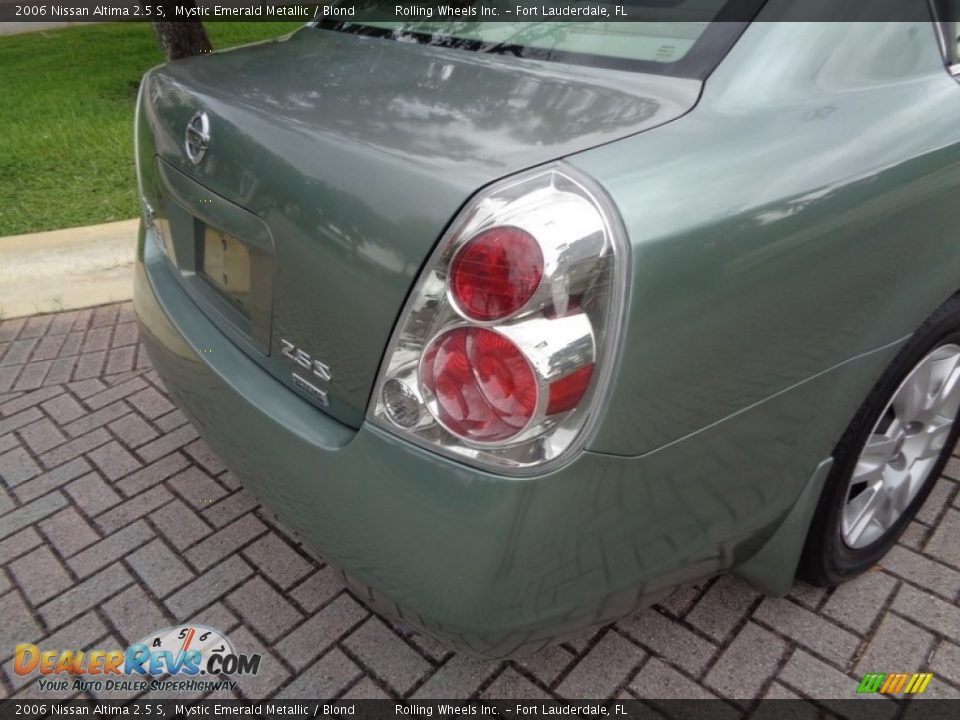 2006 Nissan Altima 2.5 S Mystic Emerald Metallic / Blond Photo #36
