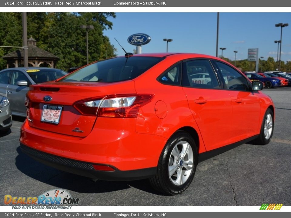 2014 Ford Focus SE Sedan Race Red / Charcoal Black Photo #3