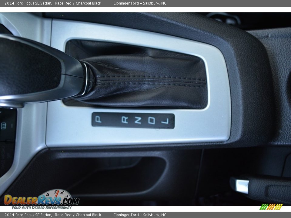 2014 Ford Focus SE Sedan Race Red / Charcoal Black Photo #19