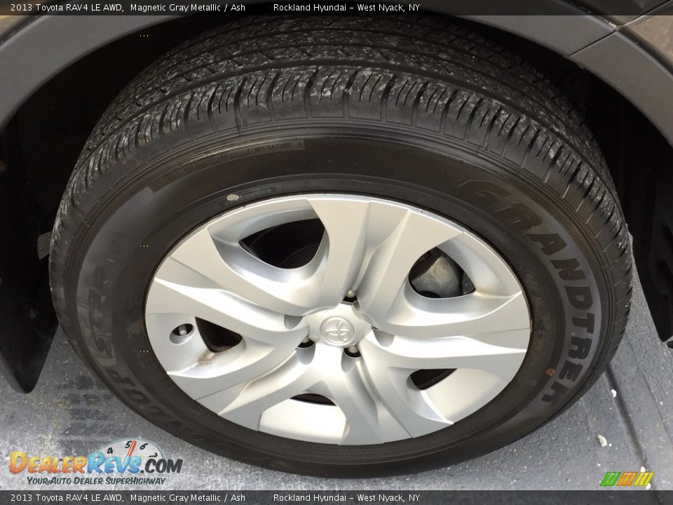 2013 Toyota RAV4 LE AWD Magnetic Gray Metallic / Ash Photo #25