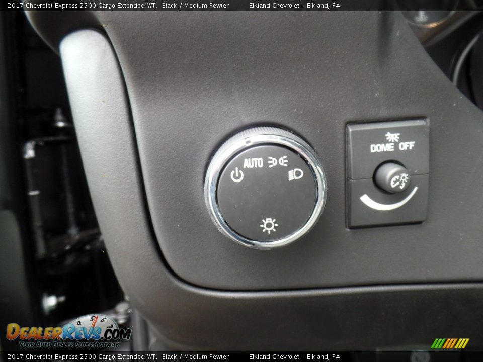 Controls of 2017 Chevrolet Express 2500 Cargo Extended WT Photo #19