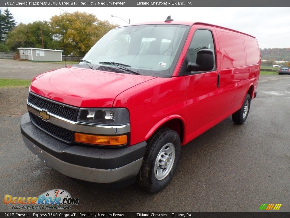Front 3/4 View of 2017 Chevrolet Express 3500 Cargo WT Photo #2