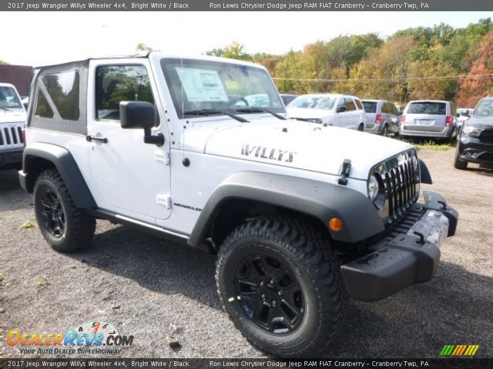Front 3/4 View of 2017 Jeep Wrangler Willys Wheeler 4x4 Photo #10