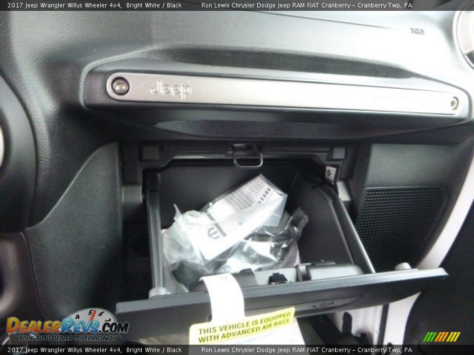 2017 Jeep Wrangler Willys Wheeler 4x4 Bright White / Black Photo #20