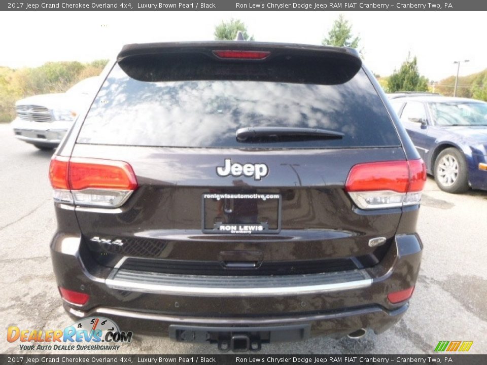2017 Jeep Grand Cherokee Overland 4x4 Luxury Brown Pearl / Black Photo #6