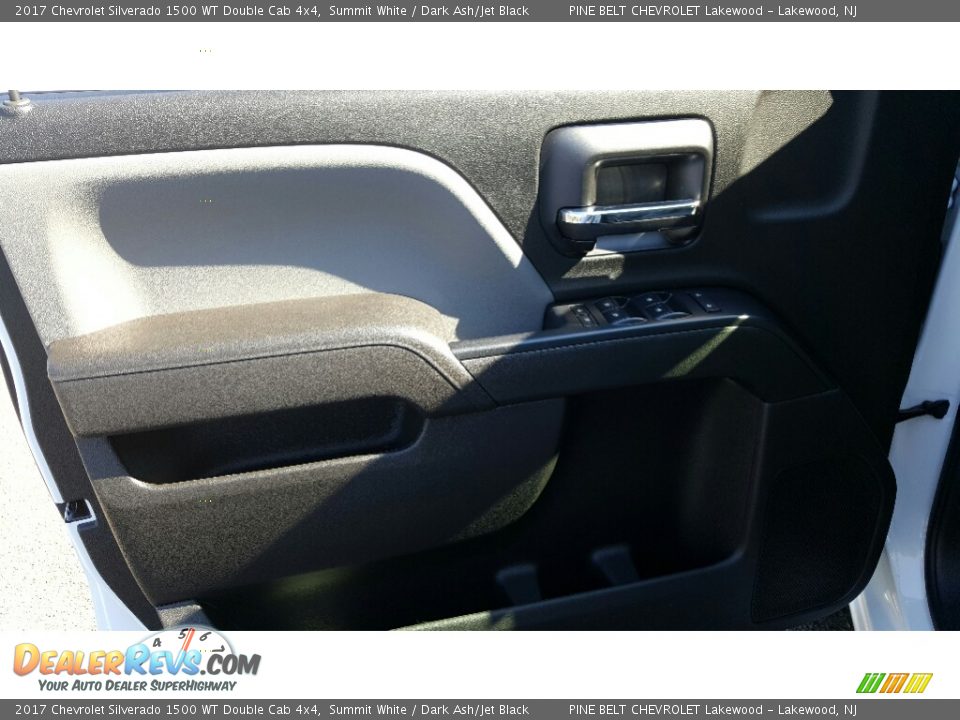2017 Chevrolet Silverado 1500 WT Double Cab 4x4 Summit White / Dark Ash/Jet Black Photo #6
