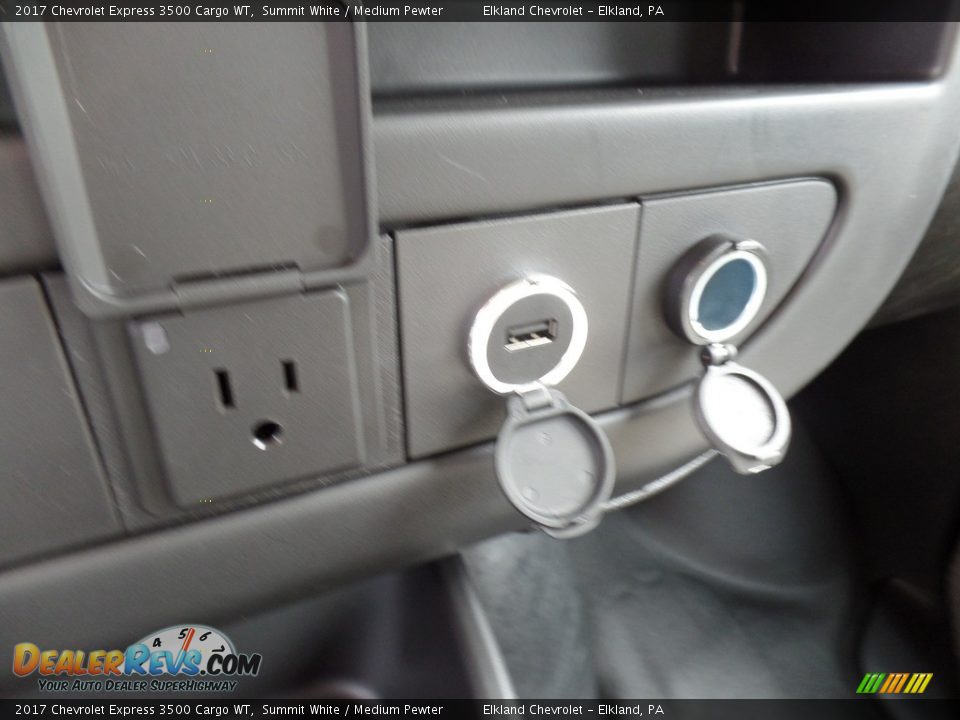 2017 Chevrolet Express 3500 Cargo WT Summit White / Medium Pewter Photo #31