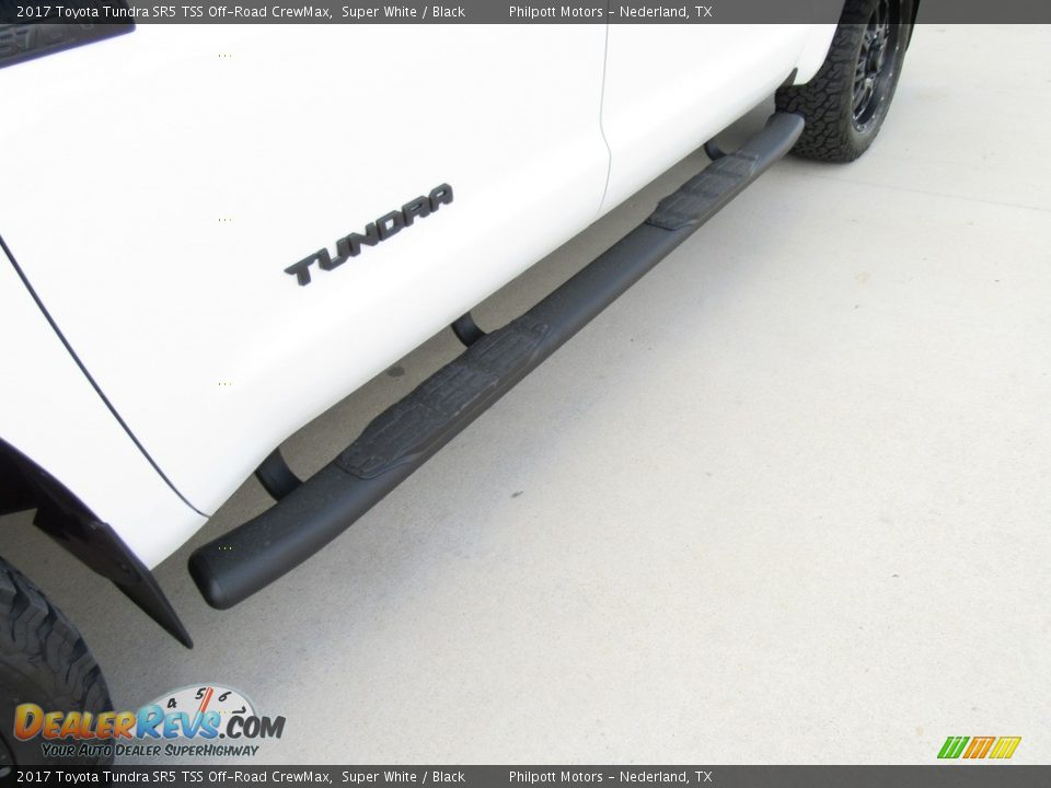 2017 Toyota Tundra SR5 TSS Off-Road CrewMax Super White / Black Photo #12
