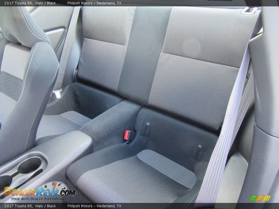 Rear Seat of 2017 Toyota 86  Photo #21