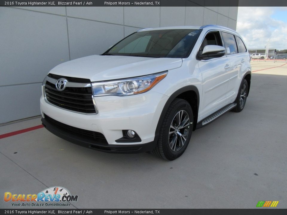2016 Toyota Highlander XLE Blizzard Pearl / Ash Photo #7