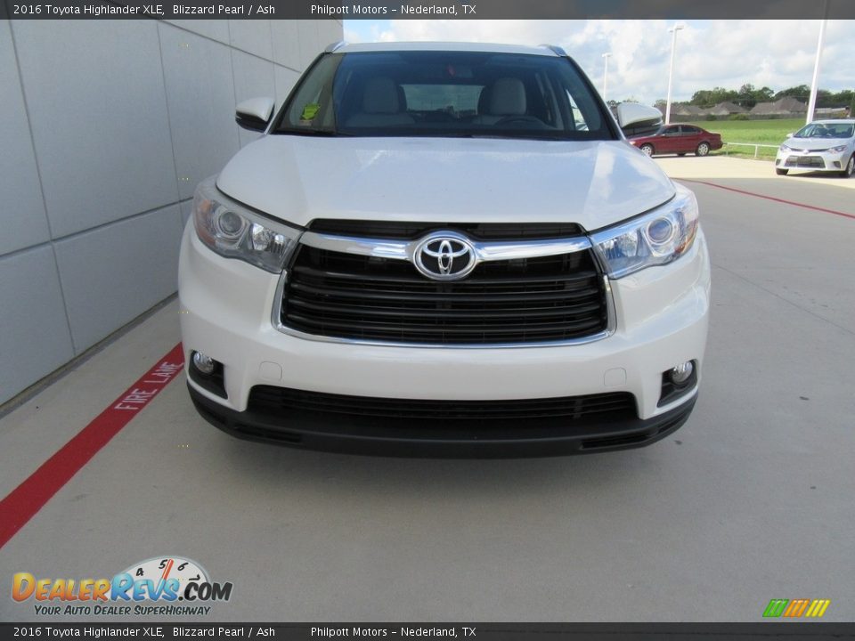 2016 Toyota Highlander XLE Blizzard Pearl / Ash Photo #8