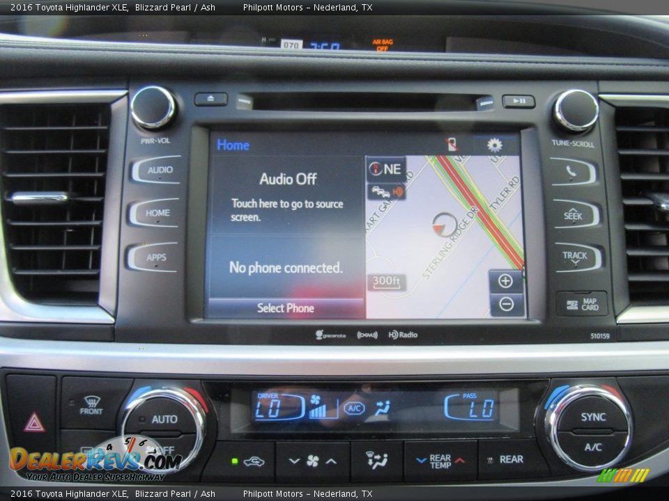 2016 Toyota Highlander XLE Blizzard Pearl / Ash Photo #28