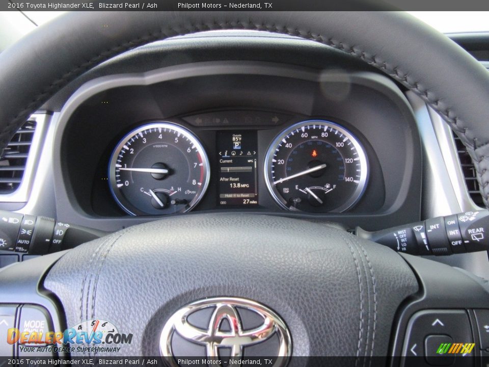 2016 Toyota Highlander XLE Blizzard Pearl / Ash Photo #34