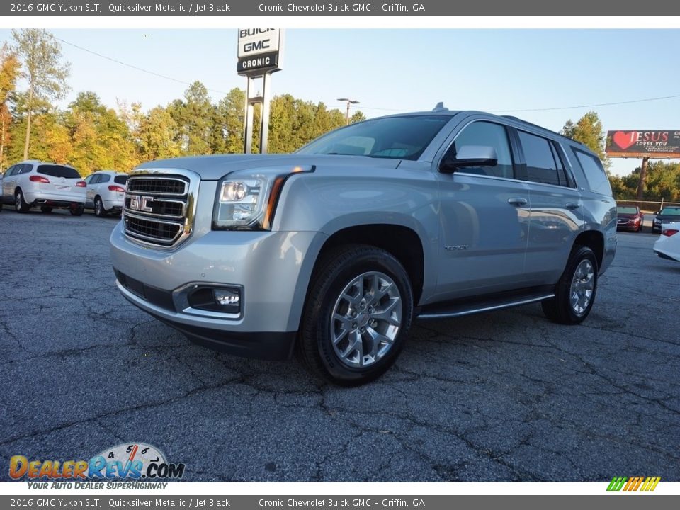 2016 GMC Yukon SLT Quicksilver Metallic / Jet Black Photo #3