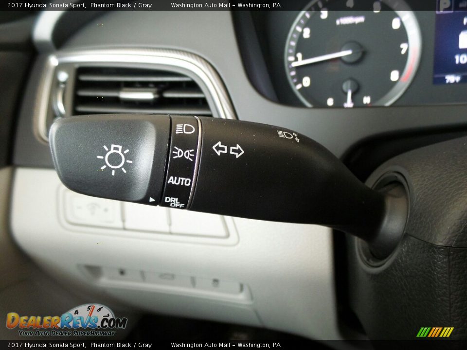 Controls of 2017 Hyundai Sonata Sport Photo #25