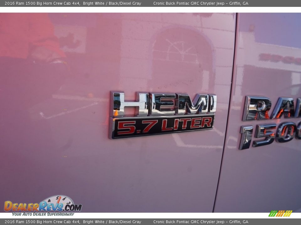 2016 Ram 1500 Big Horn Crew Cab 4x4 Bright White / Black/Diesel Gray Photo #13
