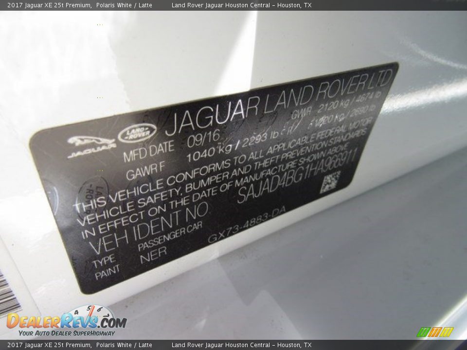 2017 Jaguar XE 25t Premium Polaris White / Latte Photo #19