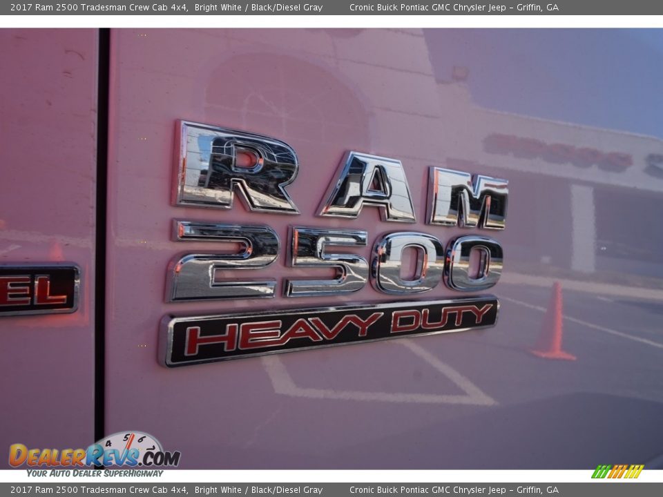 2017 Ram 2500 Tradesman Crew Cab 4x4 Bright White / Black/Diesel Gray Photo #13