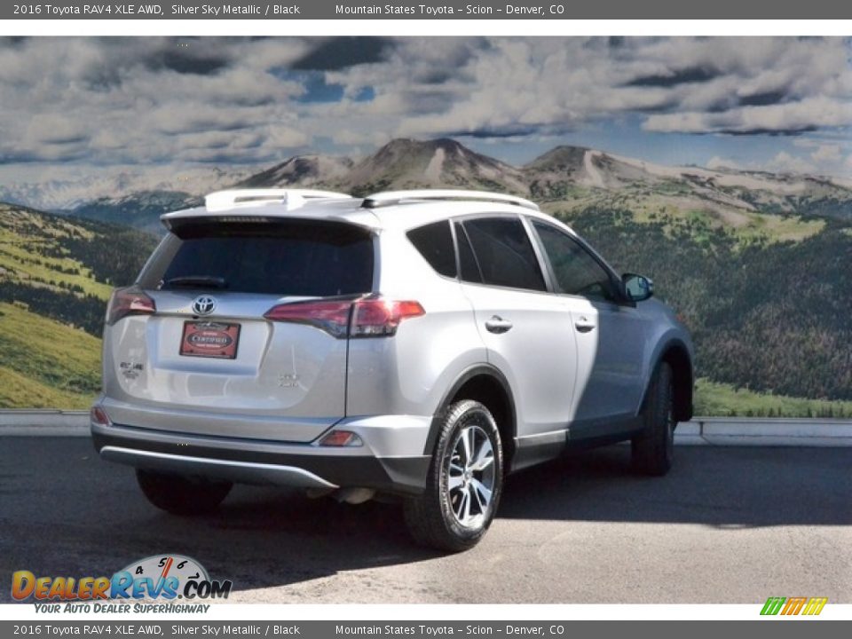 2016 Toyota RAV4 XLE AWD Silver Sky Metallic / Black Photo #3