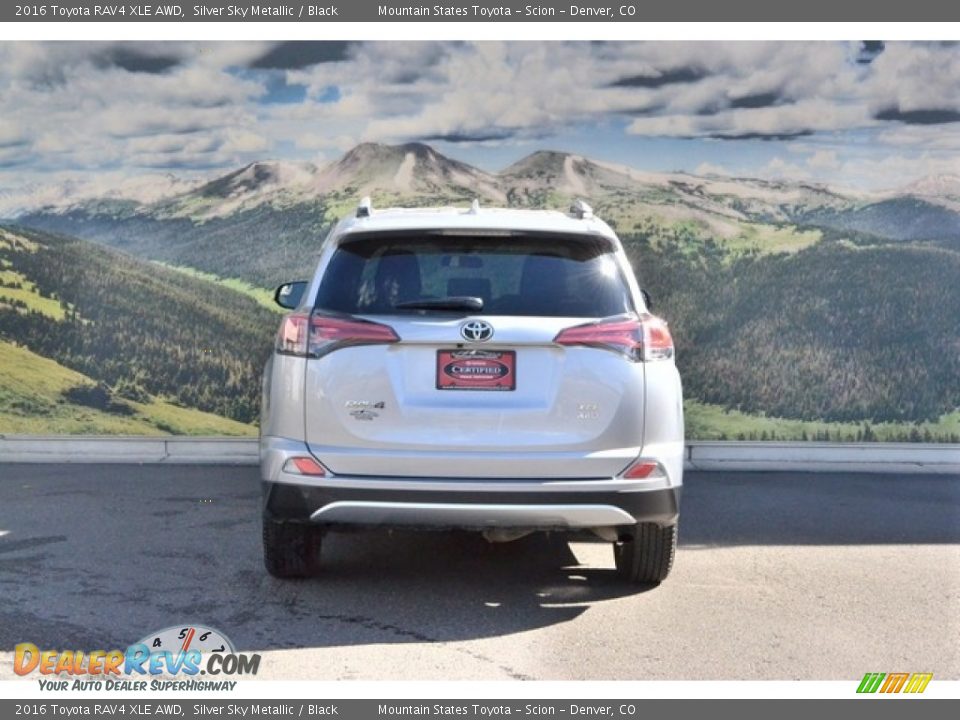 2016 Toyota RAV4 XLE AWD Silver Sky Metallic / Black Photo #9
