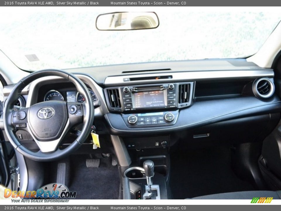 2016 Toyota RAV4 XLE AWD Silver Sky Metallic / Black Photo #13