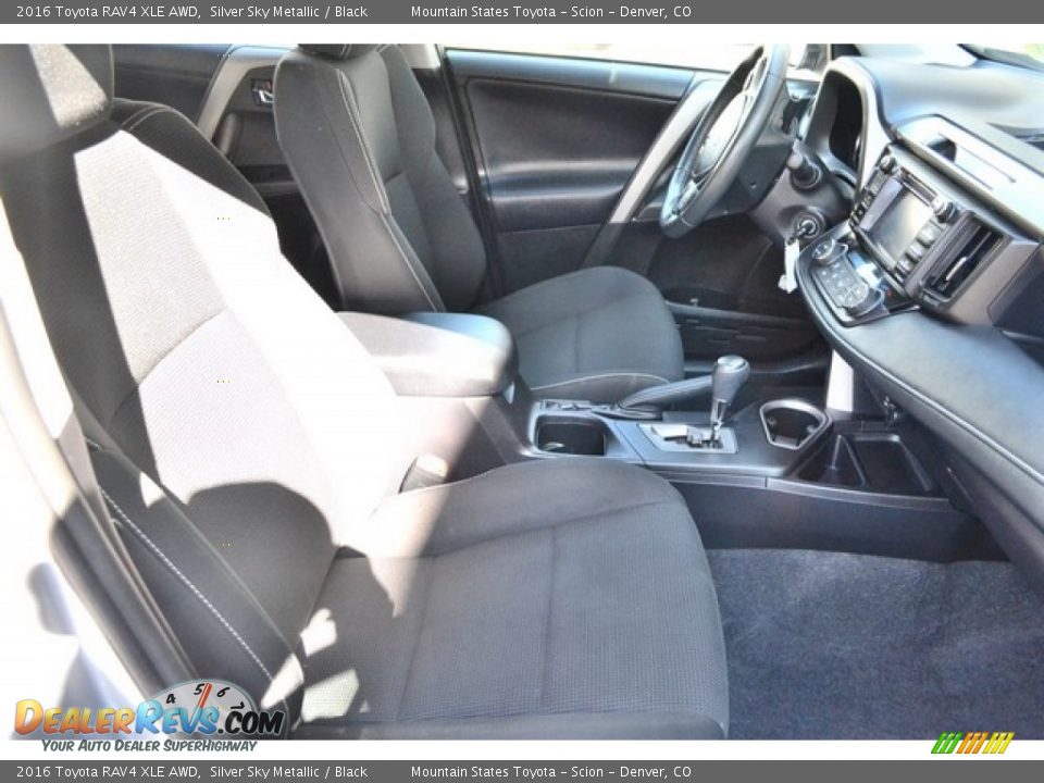 2016 Toyota RAV4 XLE AWD Silver Sky Metallic / Black Photo #18