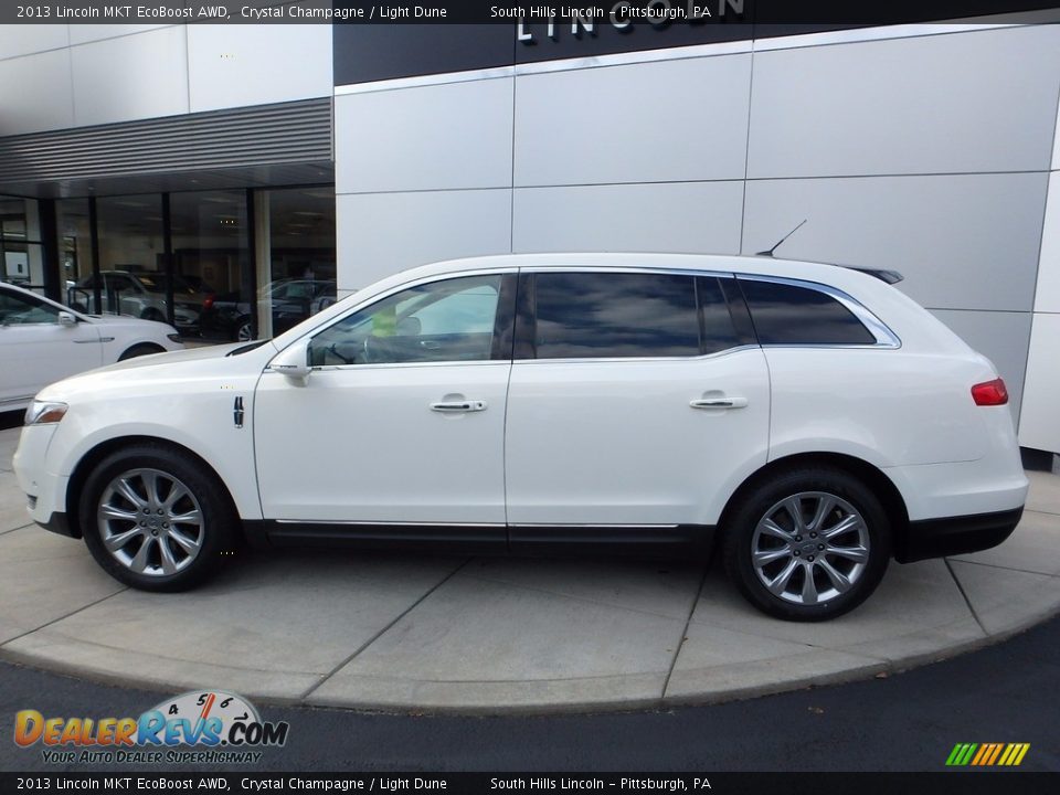 2013 Lincoln MKT EcoBoost AWD Crystal Champagne / Light Dune Photo #2