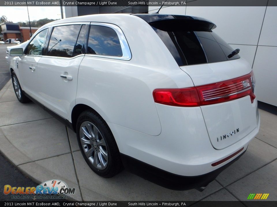 2013 Lincoln MKT EcoBoost AWD Crystal Champagne / Light Dune Photo #3