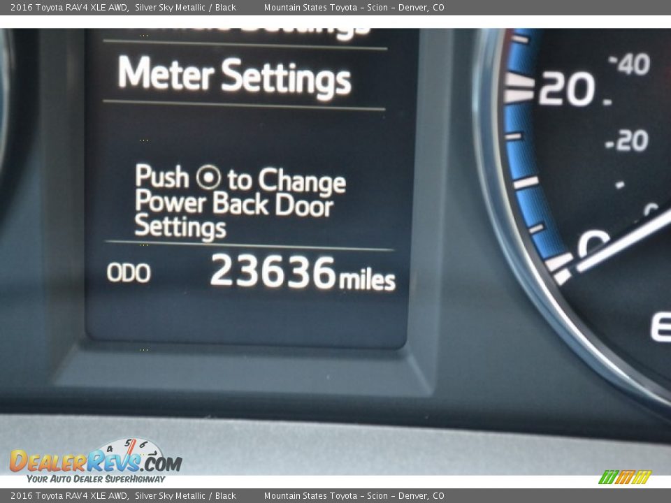 2016 Toyota RAV4 XLE AWD Silver Sky Metallic / Black Photo #30