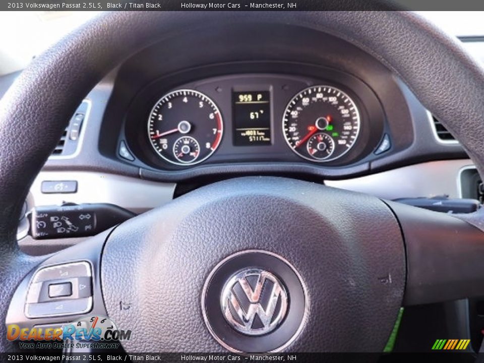 2013 Volkswagen Passat 2.5L S Black / Titan Black Photo #11