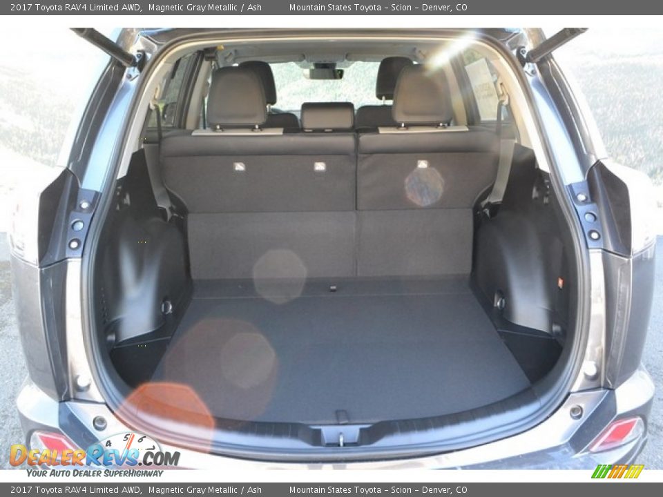 2017 Toyota RAV4 Limited AWD Magnetic Gray Metallic / Ash Photo #8