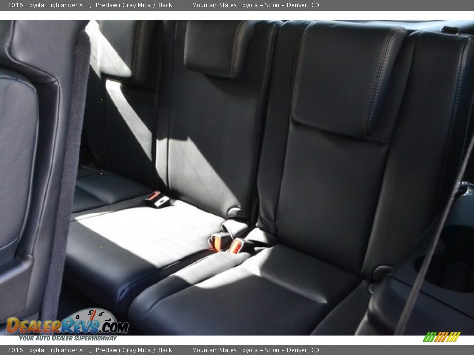 2016 Toyota Highlander XLE Predawn Gray Mica / Black Photo #7