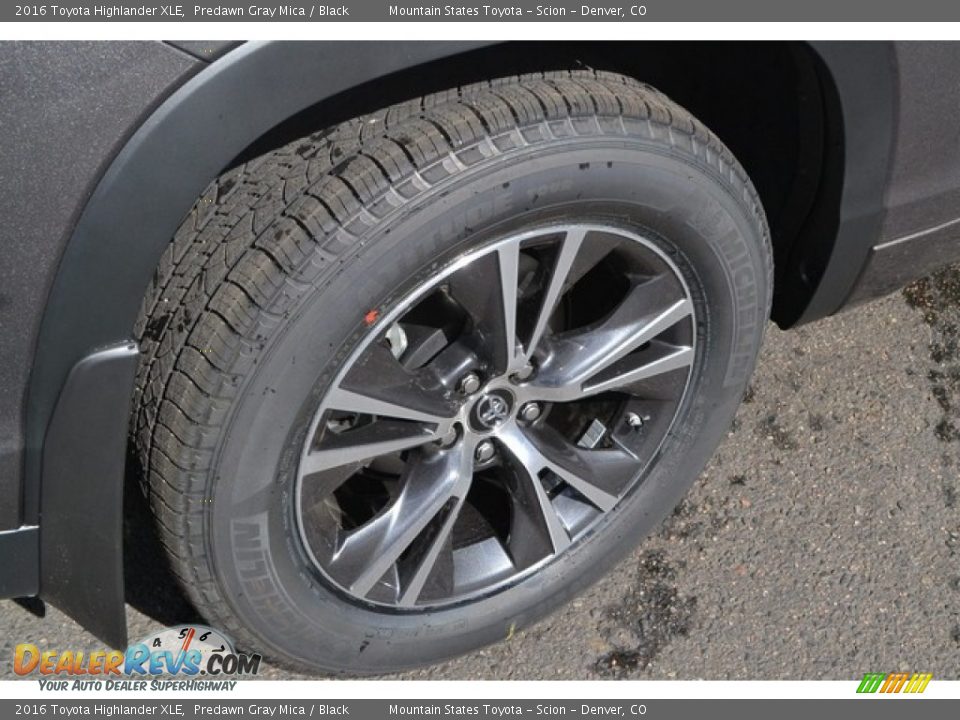2016 Toyota Highlander XLE Predawn Gray Mica / Black Photo #9