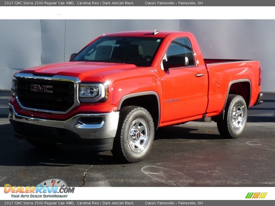 Front 3/4 View of 2017 GMC Sierra 1500 Regular Cab 4WD Photo #1