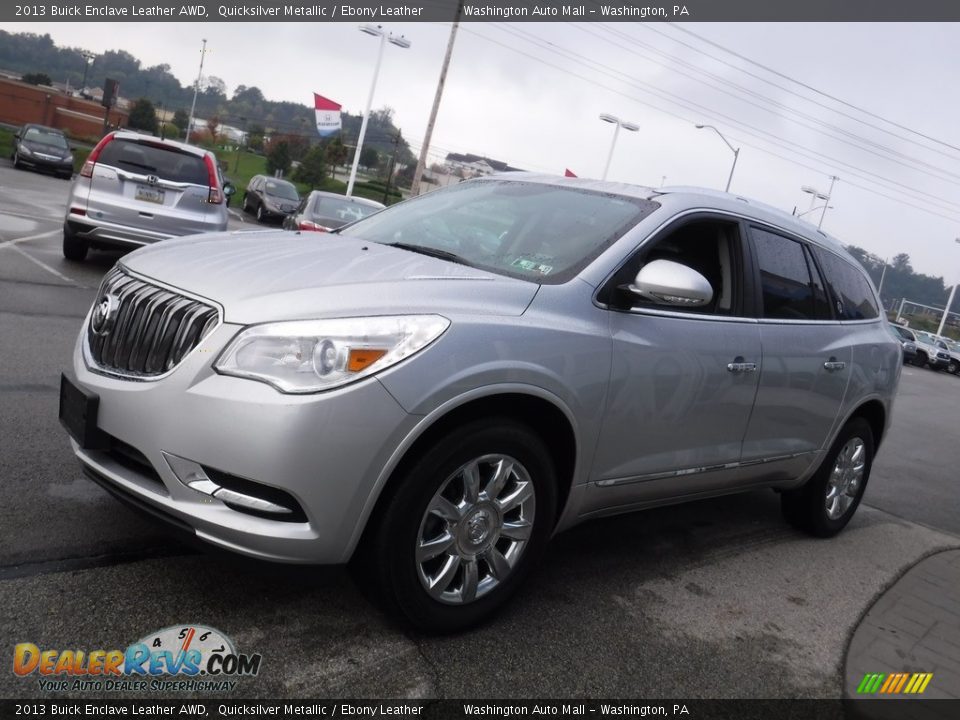 Front 3/4 View of 2013 Buick Enclave Leather AWD Photo #6