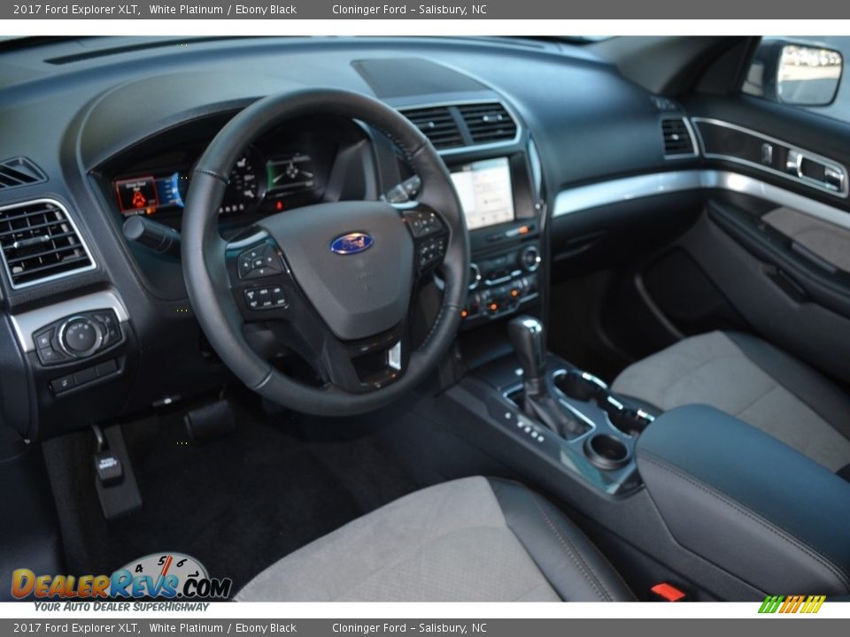 2017 Ford Explorer XLT White Platinum / Ebony Black Photo #7