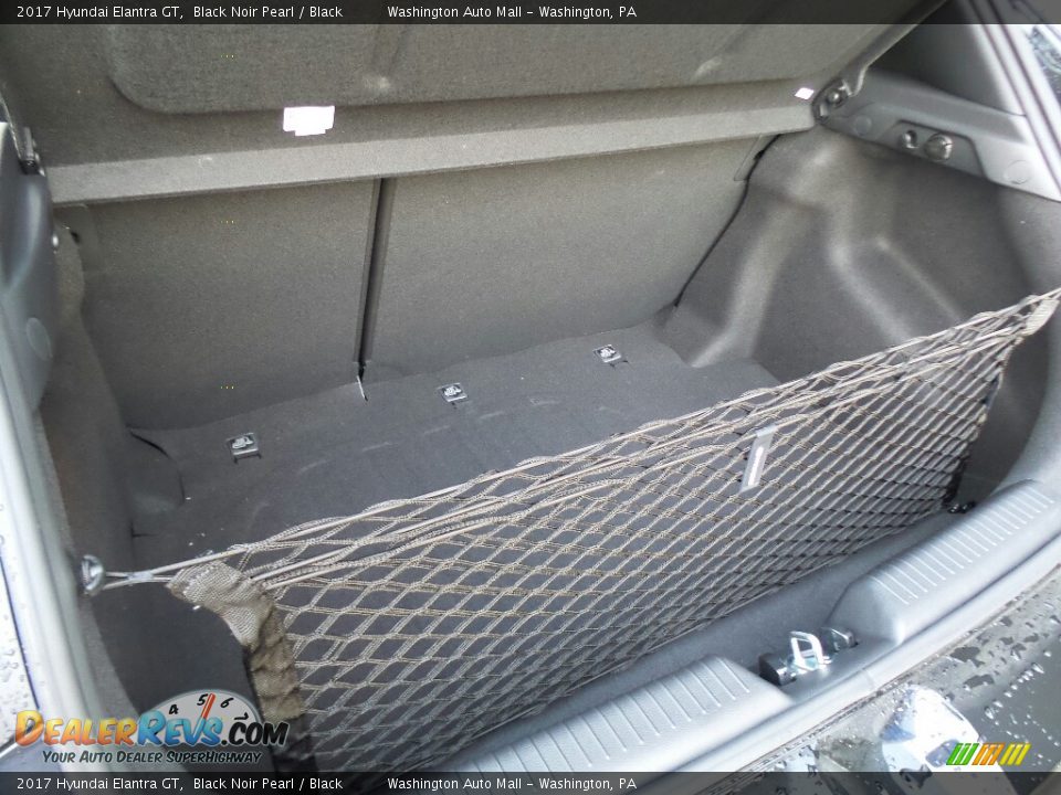 2017 Hyundai Elantra GT  Trunk Photo #12
