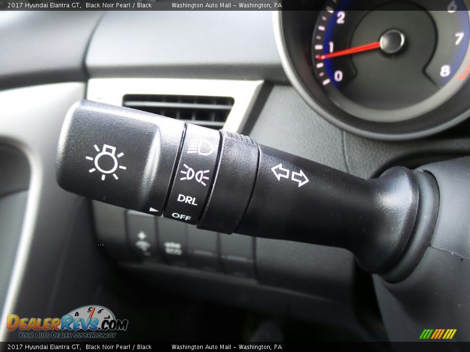 Controls of 2017 Hyundai Elantra GT  Photo #28