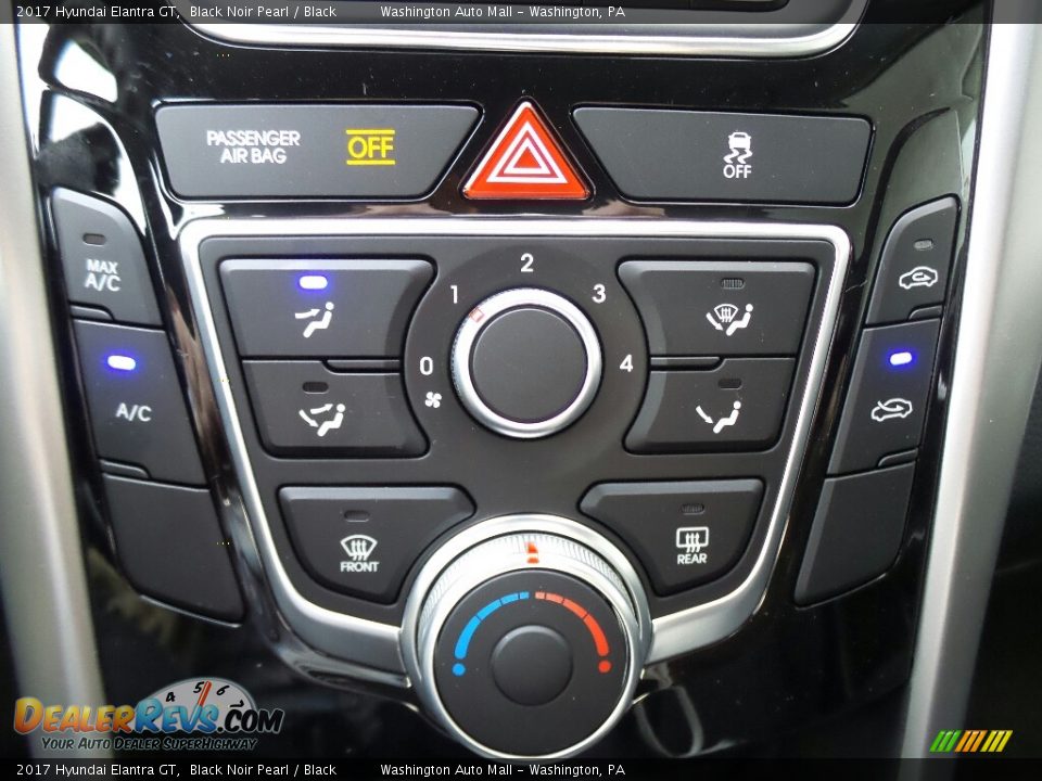 Controls of 2017 Hyundai Elantra GT  Photo #34