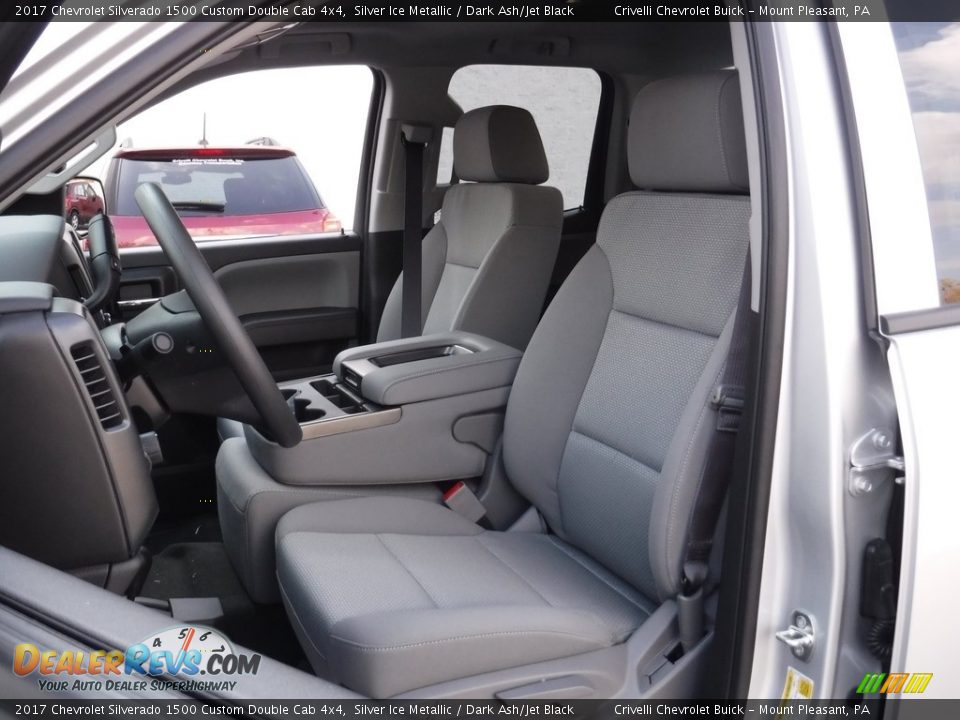 2017 Chevrolet Silverado 1500 Custom Double Cab 4x4 Silver Ice Metallic / Dark Ash/Jet Black Photo #13