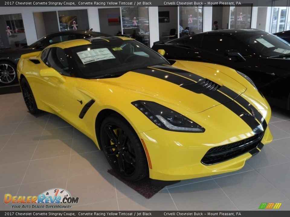 Front 3/4 View of 2017 Chevrolet Corvette Stingray Coupe Photo #4