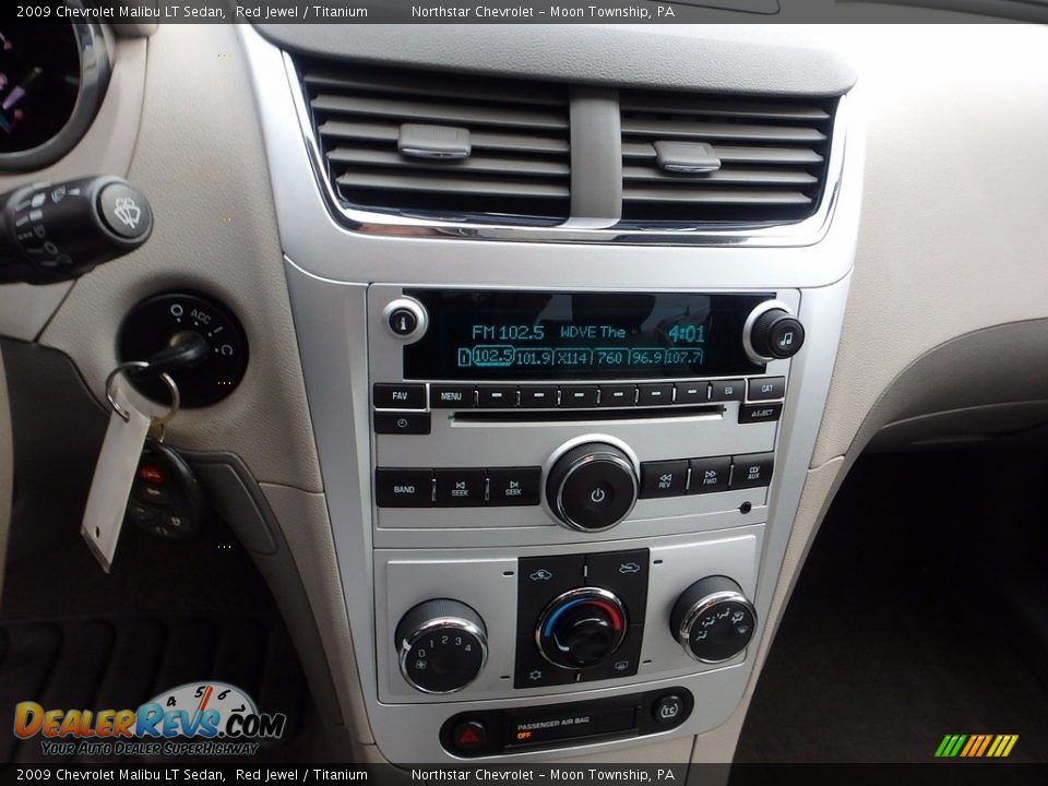2009 Chevrolet Malibu LT Sedan Red Jewel / Titanium Photo #13