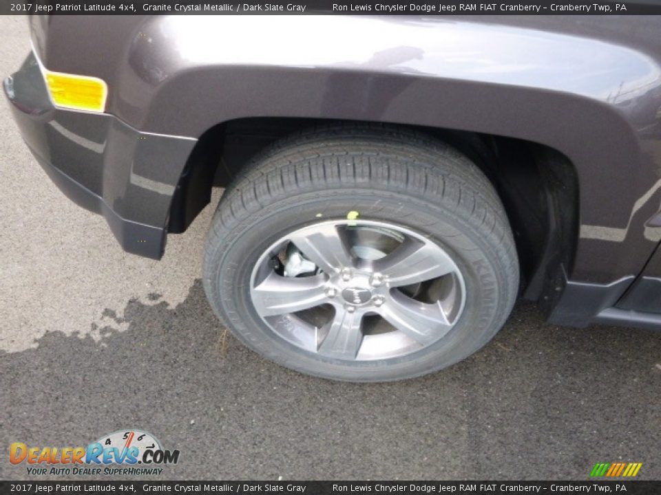 2017 Jeep Patriot Latitude 4x4 Granite Crystal Metallic / Dark Slate Gray Photo #2
