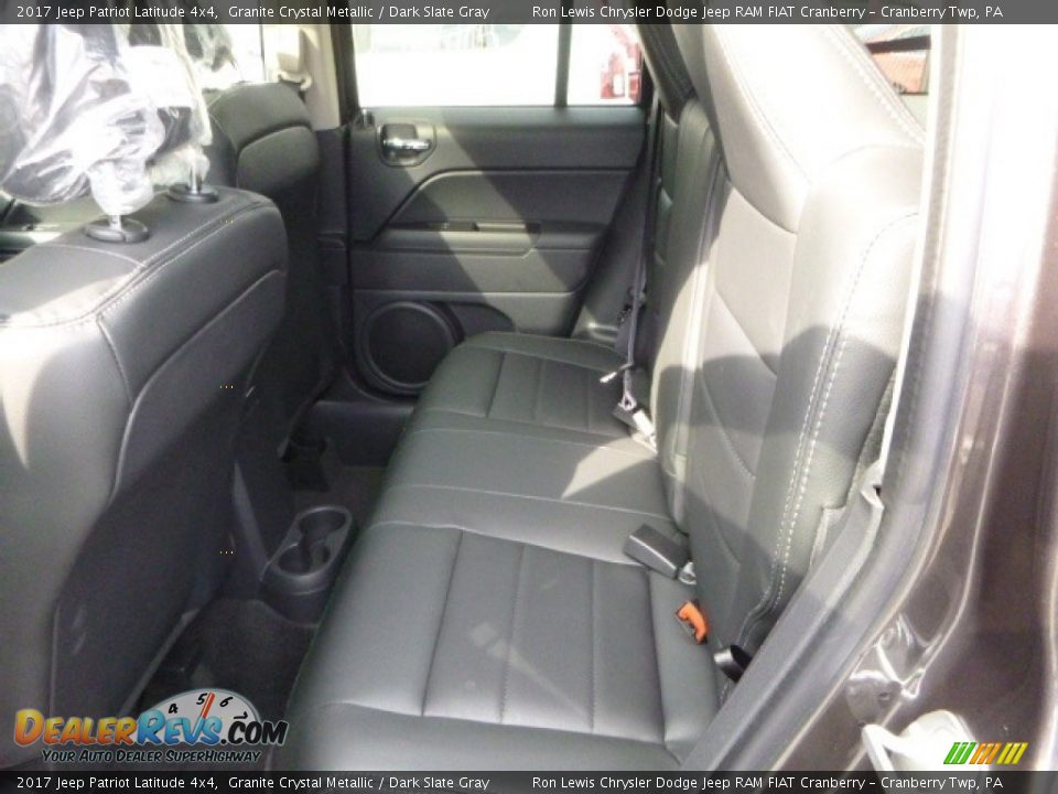 2017 Jeep Patriot Latitude 4x4 Granite Crystal Metallic / Dark Slate Gray Photo #4
