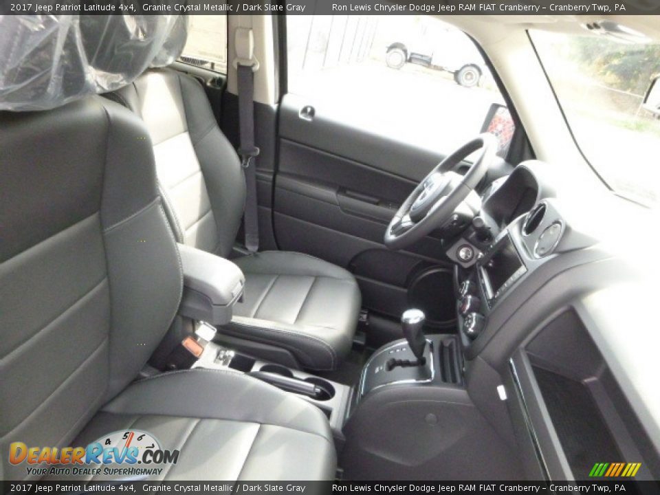 2017 Jeep Patriot Latitude 4x4 Granite Crystal Metallic / Dark Slate Gray Photo #8