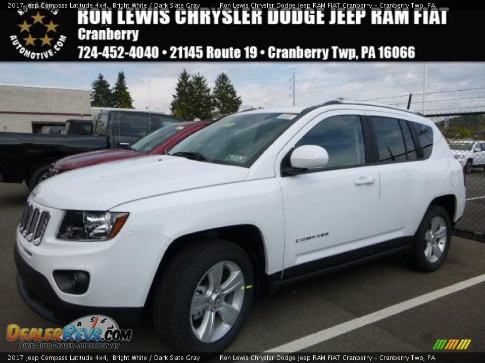 2017 Jeep Compass Latitude 4x4 Bright White / Dark Slate Gray Photo #1