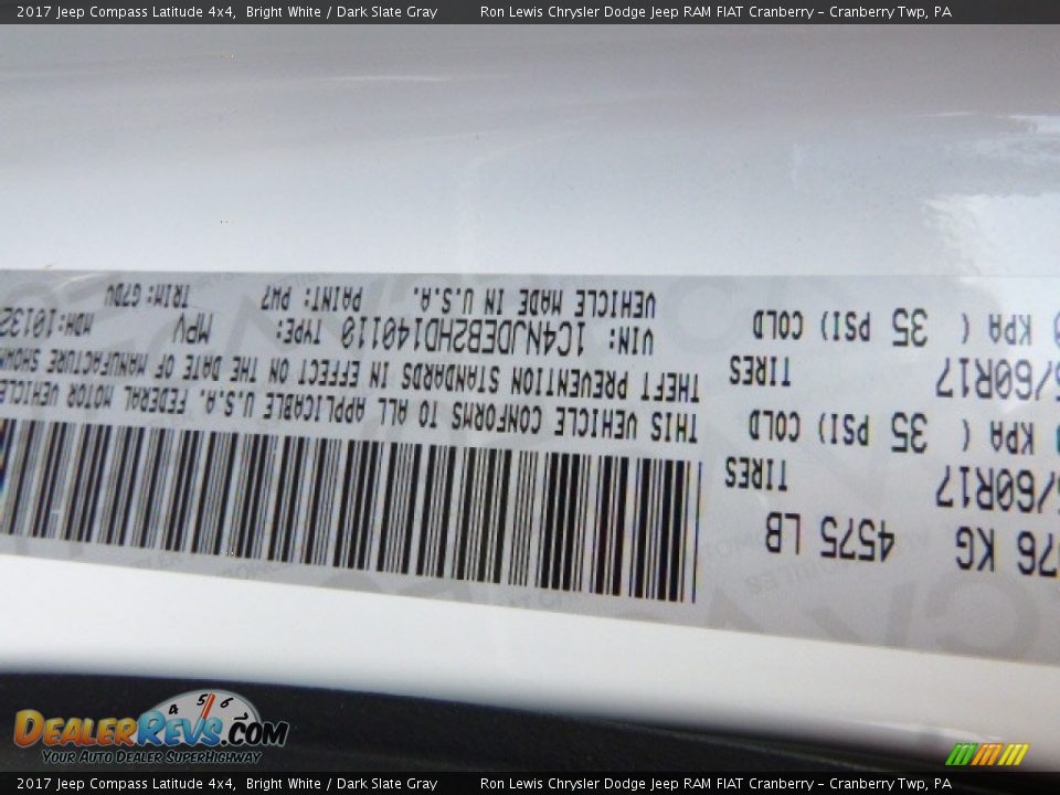 2017 Jeep Compass Latitude 4x4 Bright White / Dark Slate Gray Photo #14