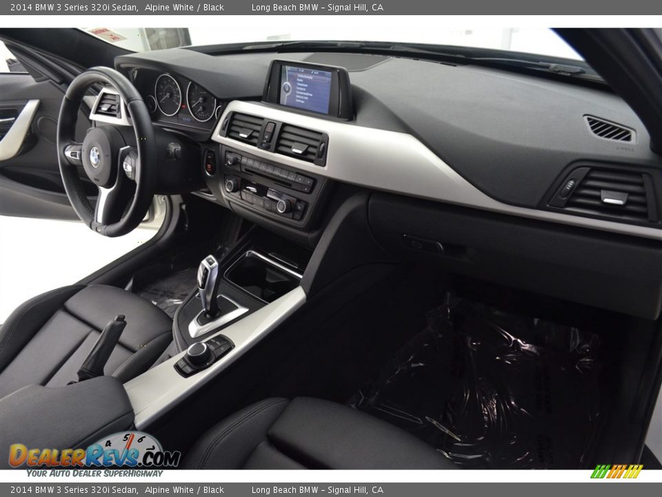 2014 BMW 3 Series 320i Sedan Alpine White / Black Photo #16