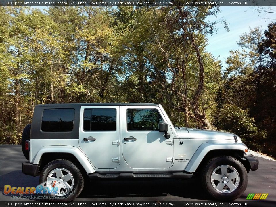 2010 Jeep Wrangler Unlimited Sahara 4x4 Bright Silver Metallic / Dark Slate Gray/Medium Slate Gray Photo #5