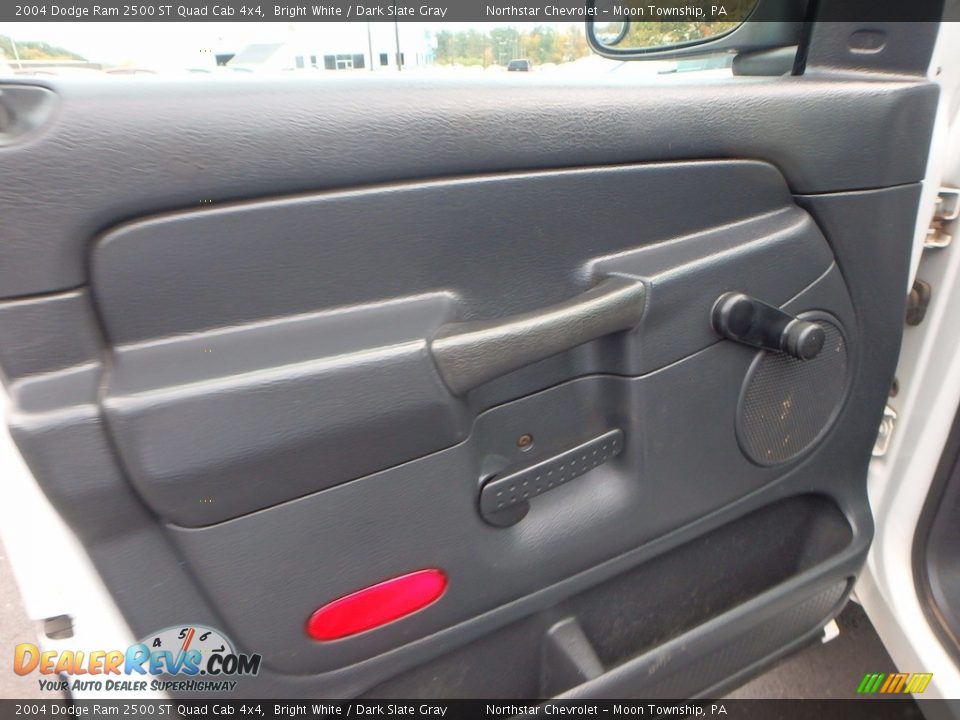 2004 Dodge Ram 2500 ST Quad Cab 4x4 Bright White / Dark Slate Gray Photo #11